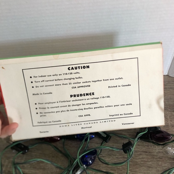 Vtg NOMA String Lights with Multicoloured Bulbs - Picture 6 of 7